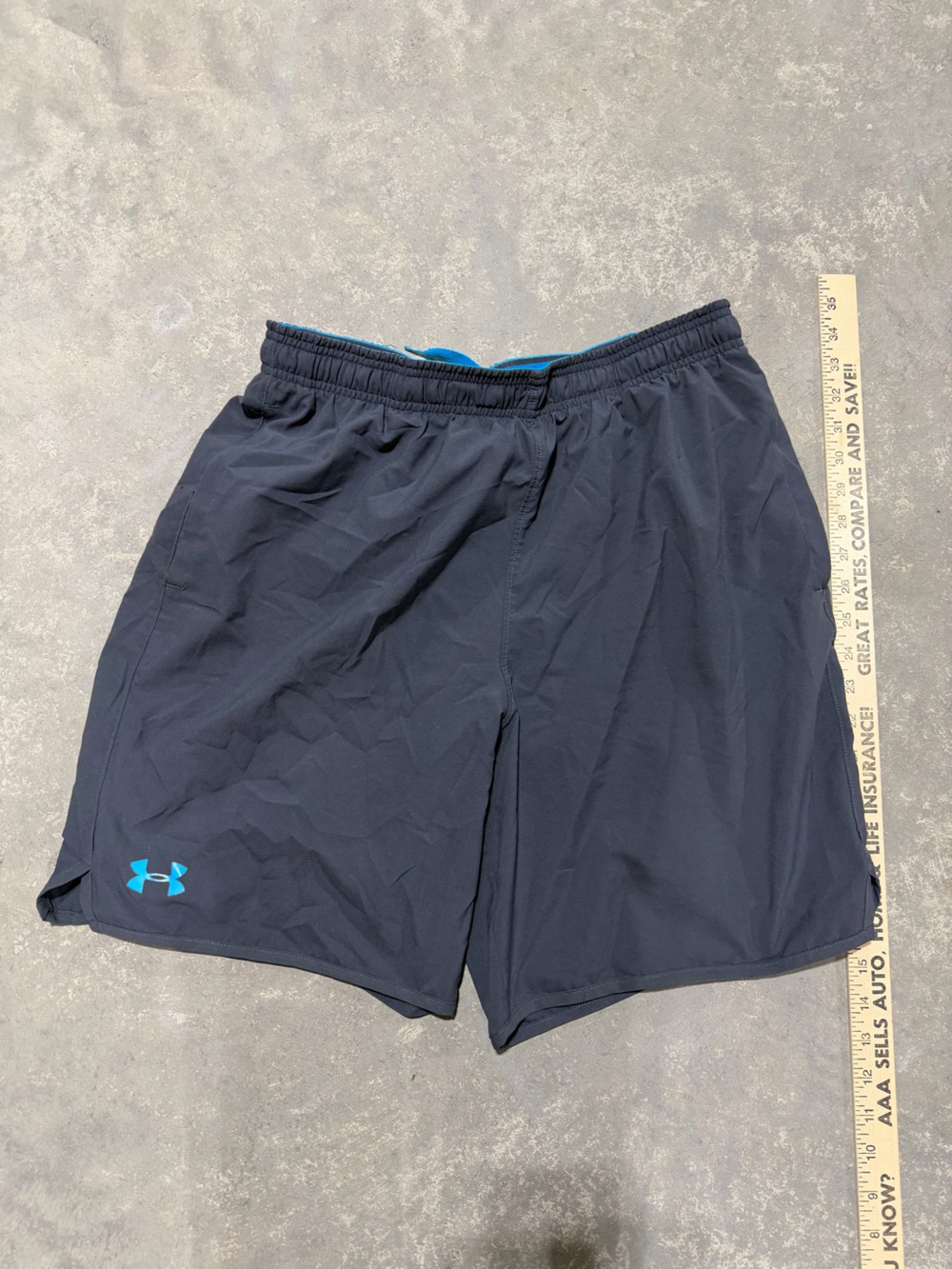 Men's Under Armour Shorts Size Large